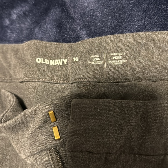 Old Navy | Pixie Pants - Picture 2 of 4